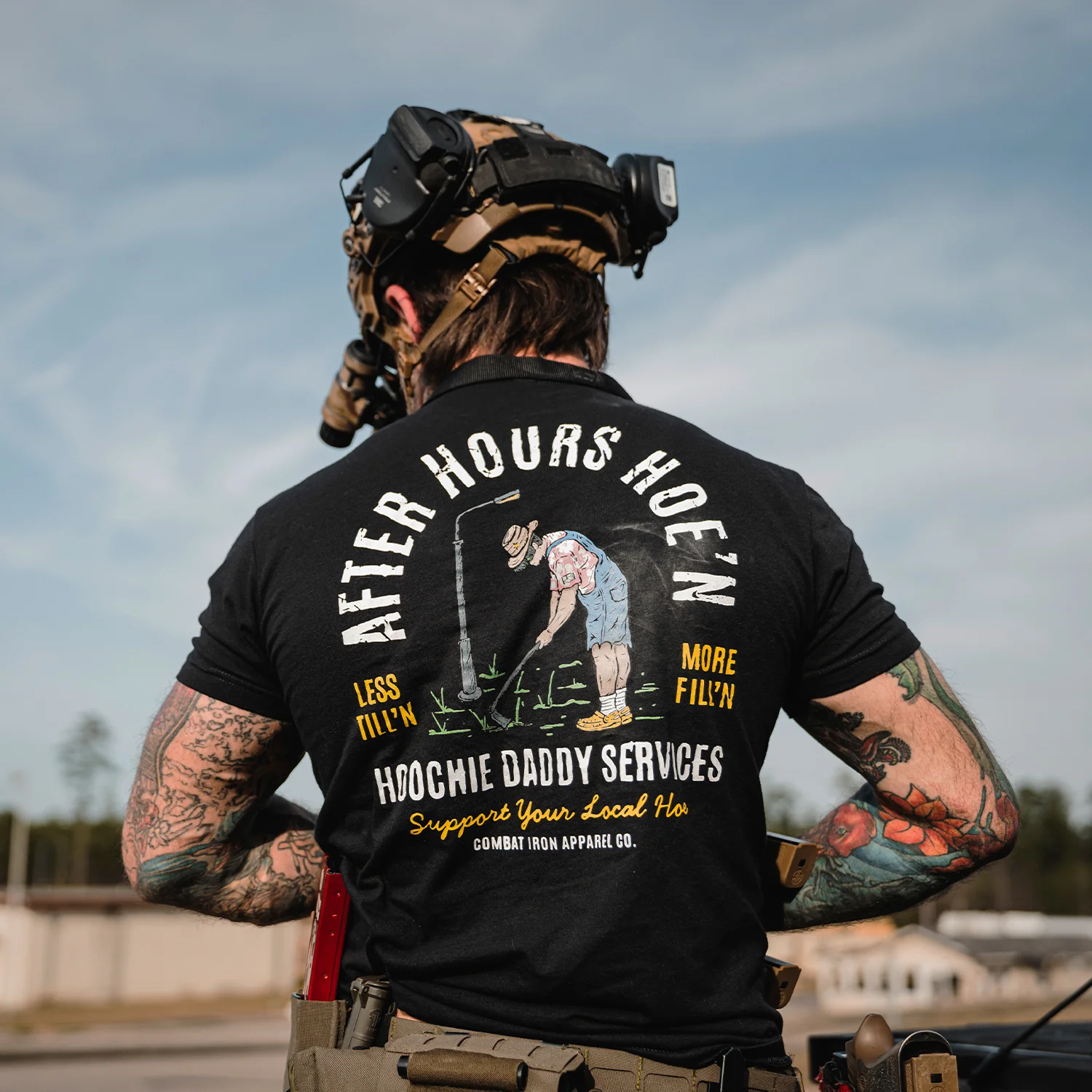 After Hours Hoe'n Hoochie Daddy Services Men's T-Shirt - Image 3