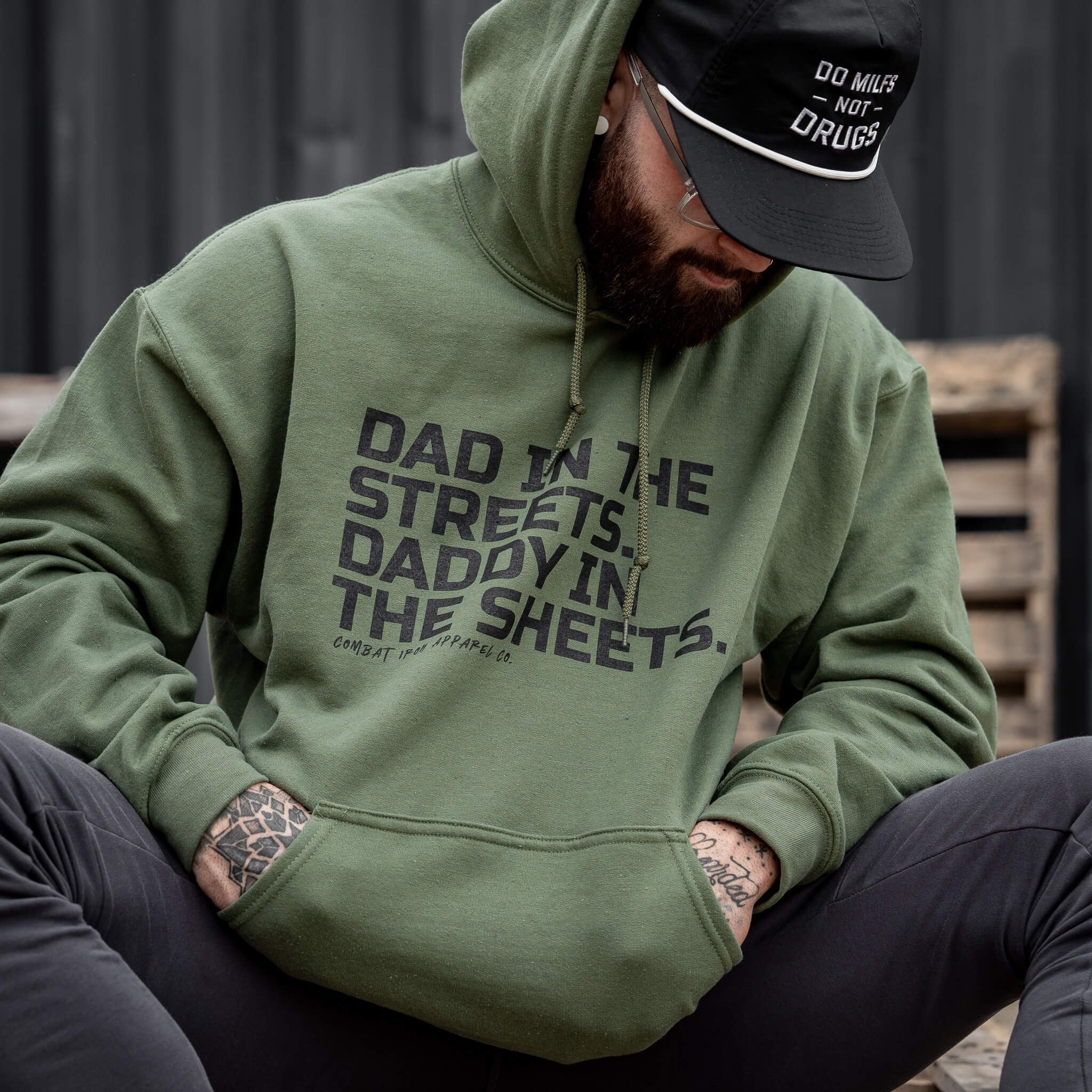 Dad In The Streets. Daddy In The Sheets. Men's Hoodie - Image 12