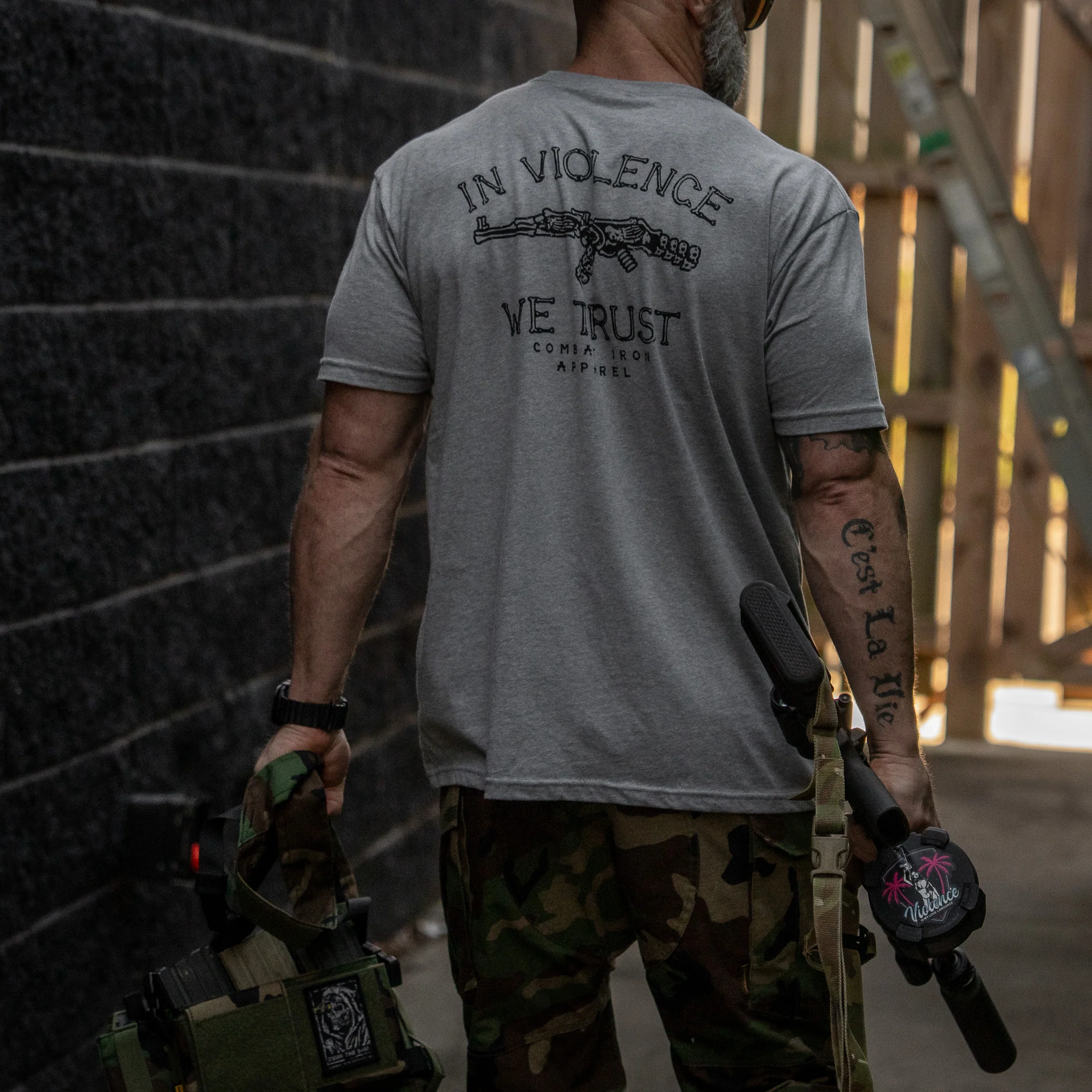 In Violence We Trust Men's T-Shirt - Image 9