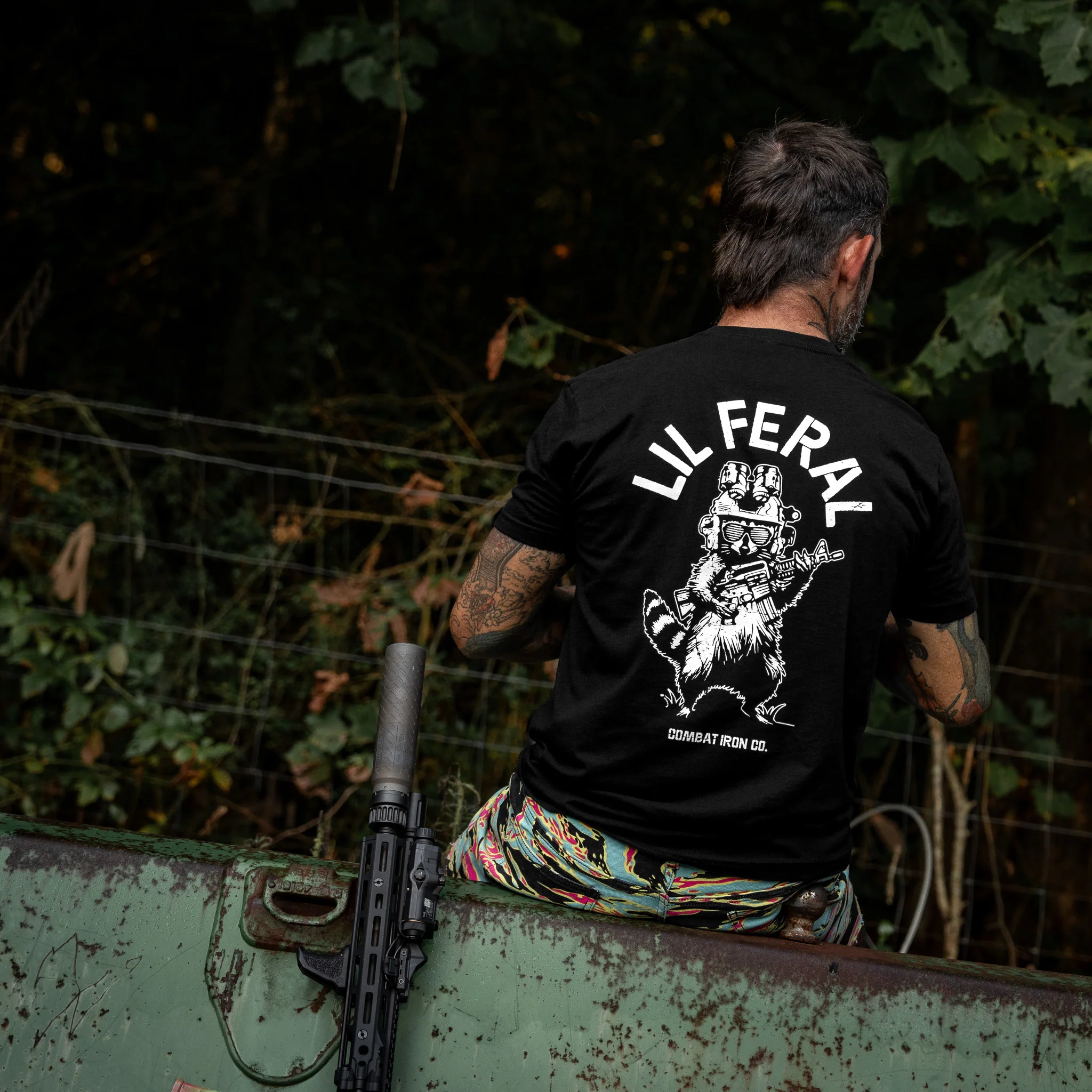 Lil Feral Raccoon Men's T-Shirt - Image 8