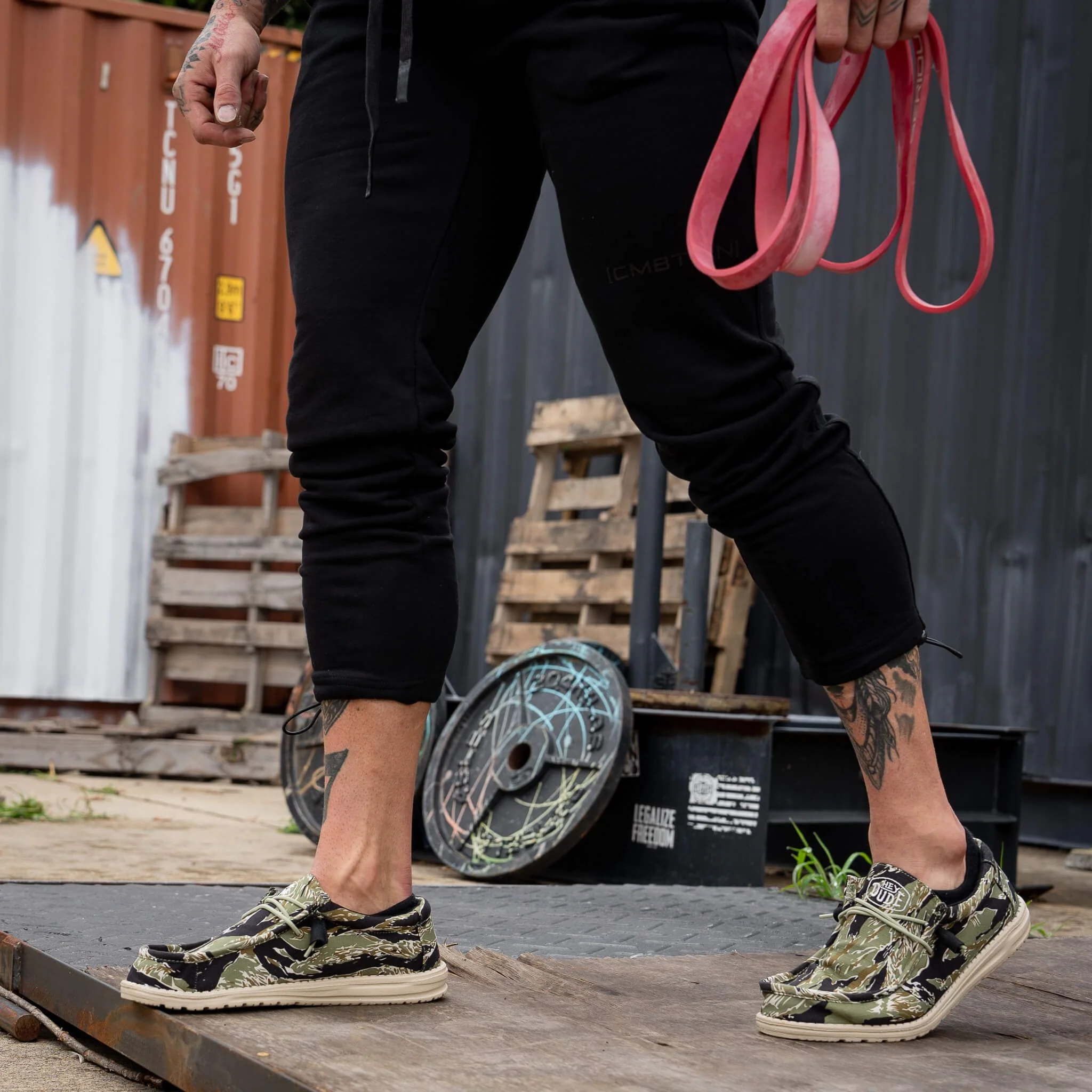 Men's Adjustable Performance Joggers - Image 18