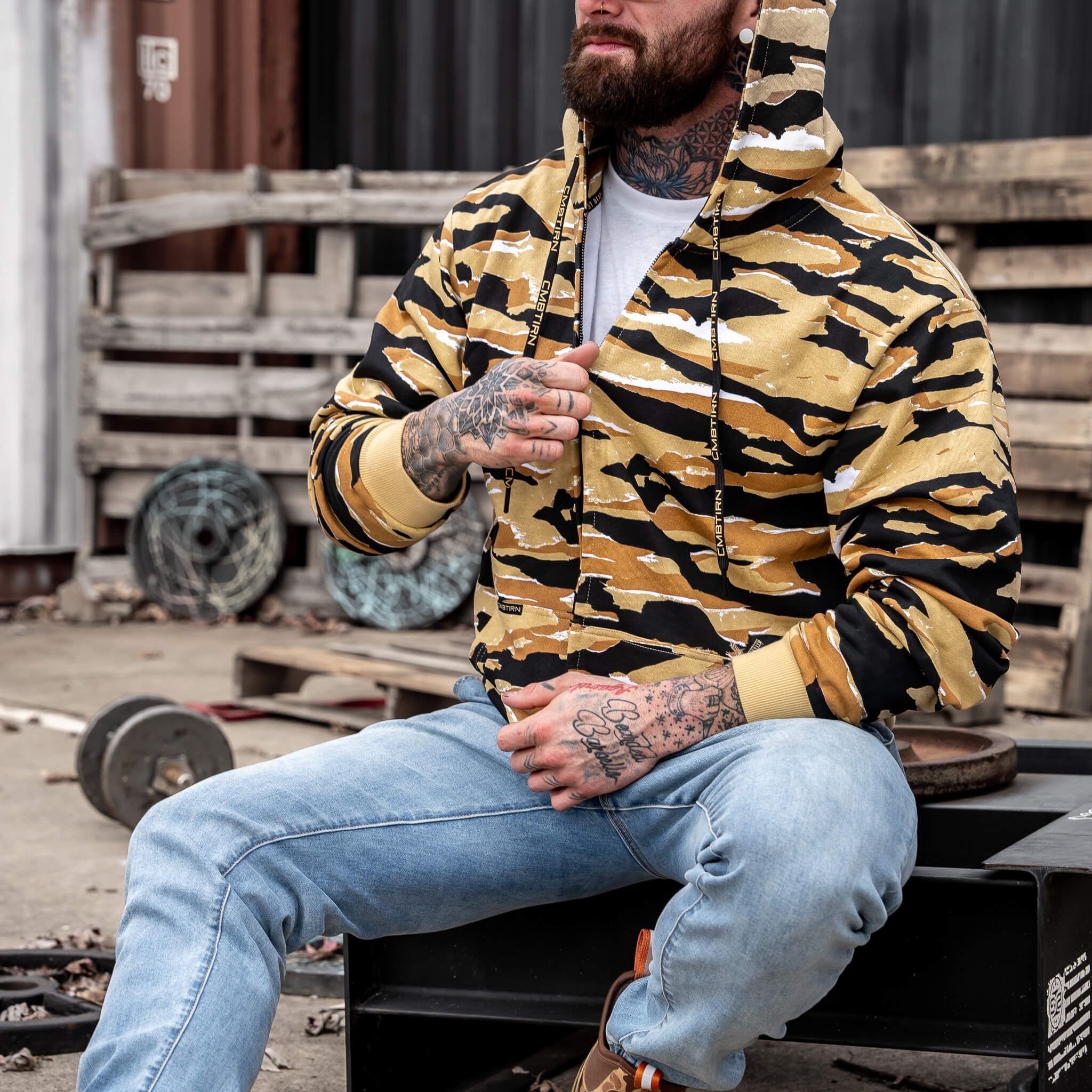 Men's Fleece Lined Zip Up Hoodie - Image 11