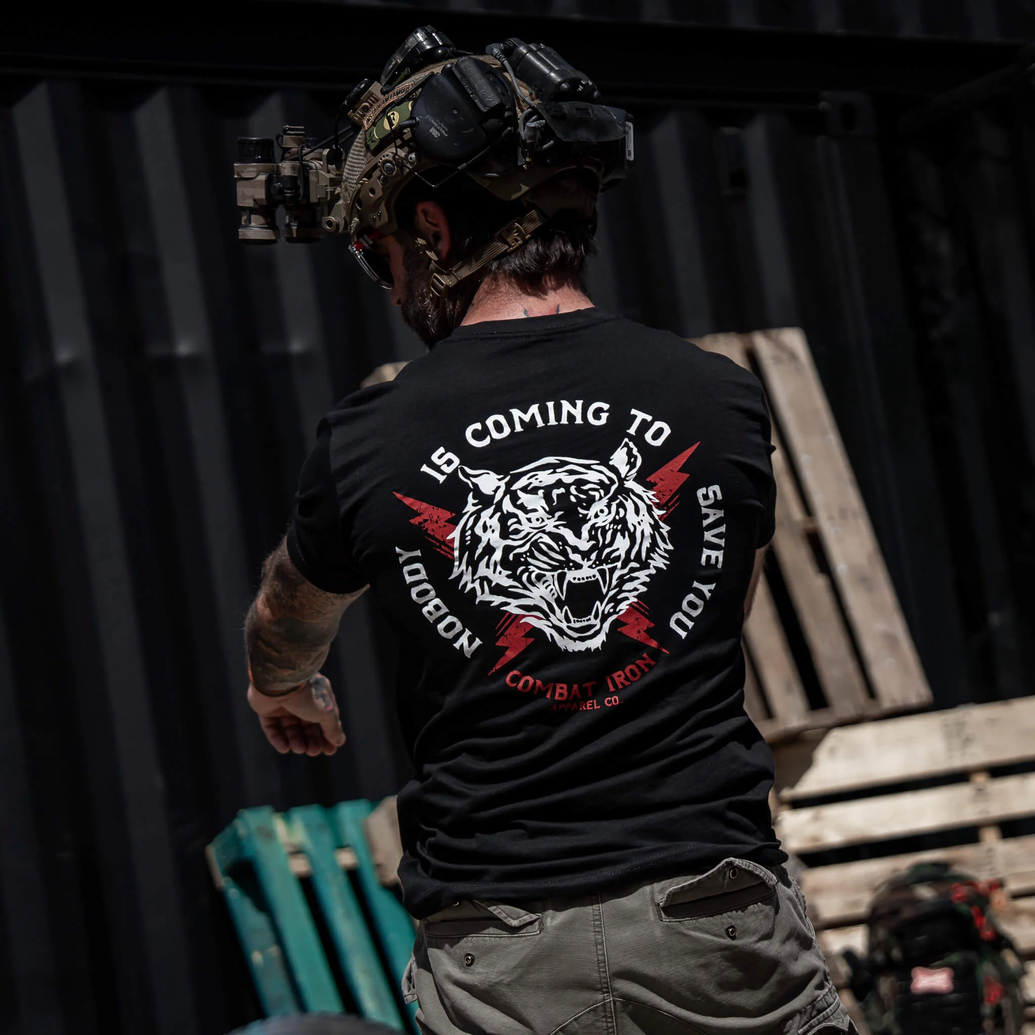 Nobody Is Coming To Save You Men's T-Shirt - Image 5