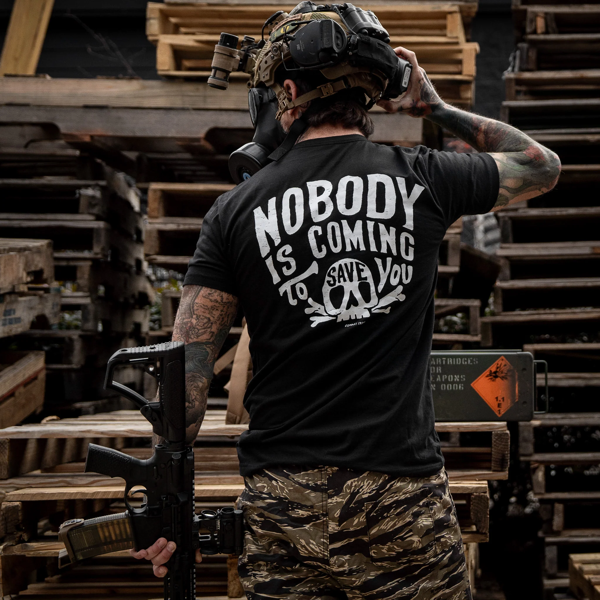 Nobody Is Coming To Save You Skull Men's T-Shirt - Image 3