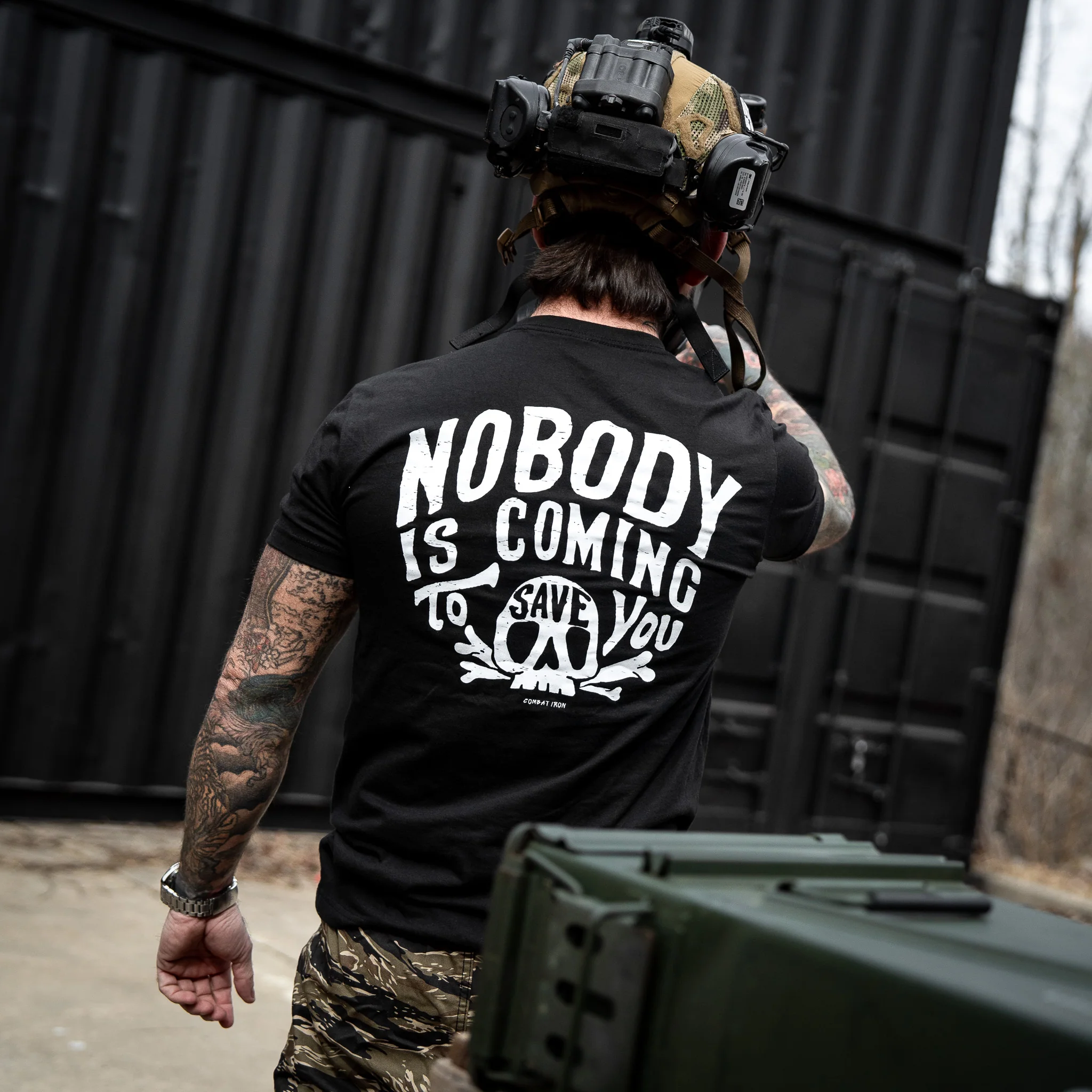 Nobody Is Coming To Save You Skull Men's T-Shirt - Image 7