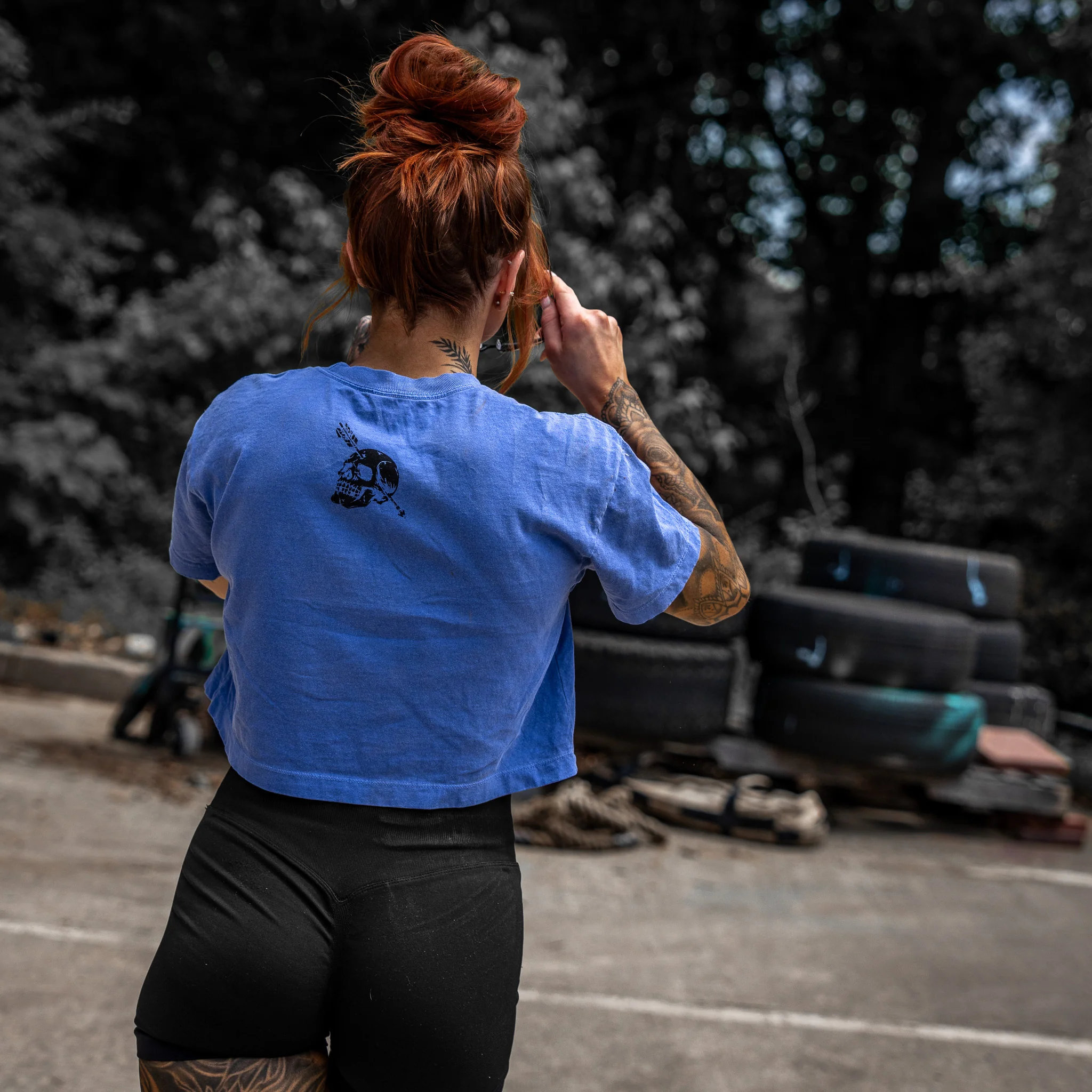 Nobody Owes You Shit Skull Women's Crop T-Shirt - Image 29