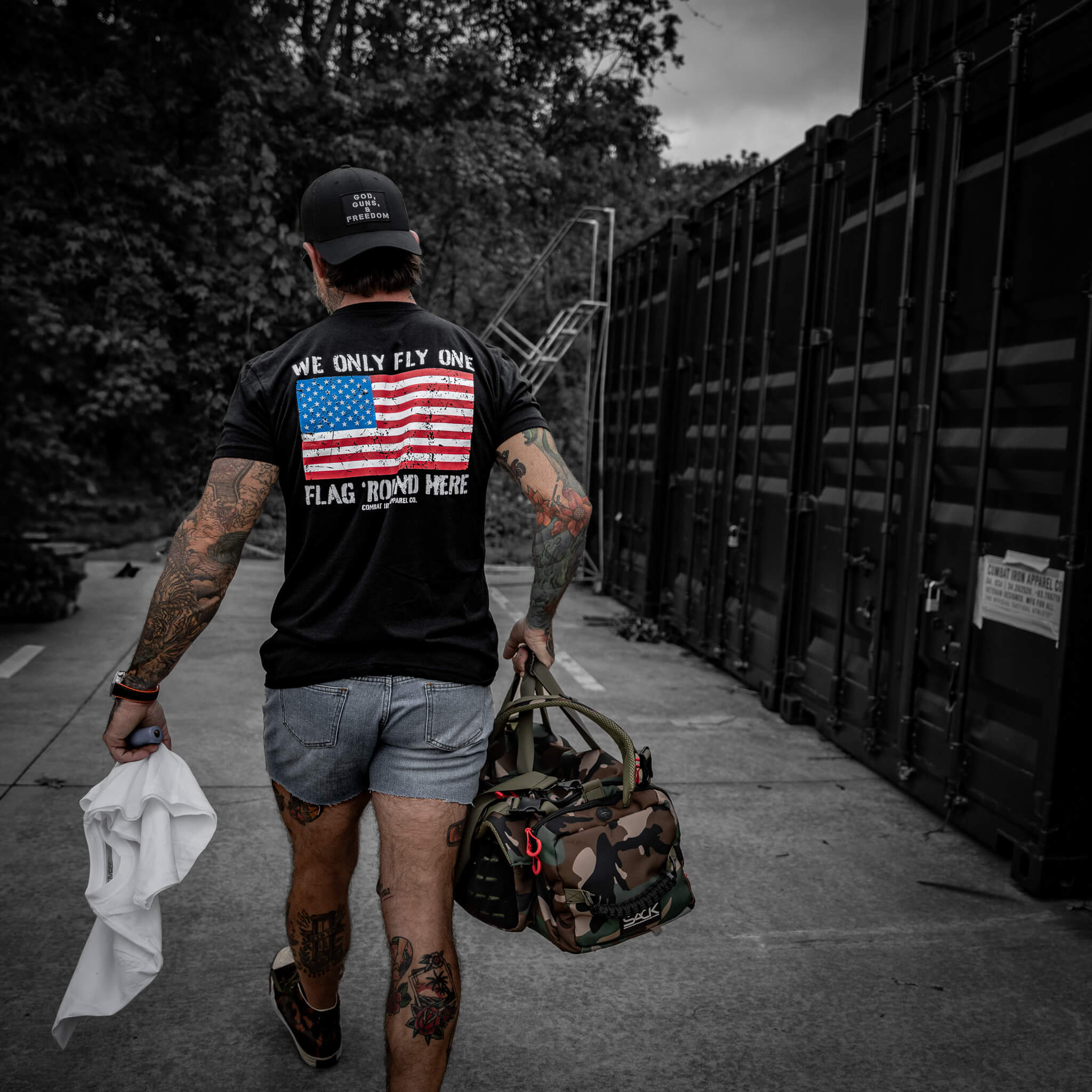 Only Flag We Fly 'Round Here Men's T-Shirt - Image 3
