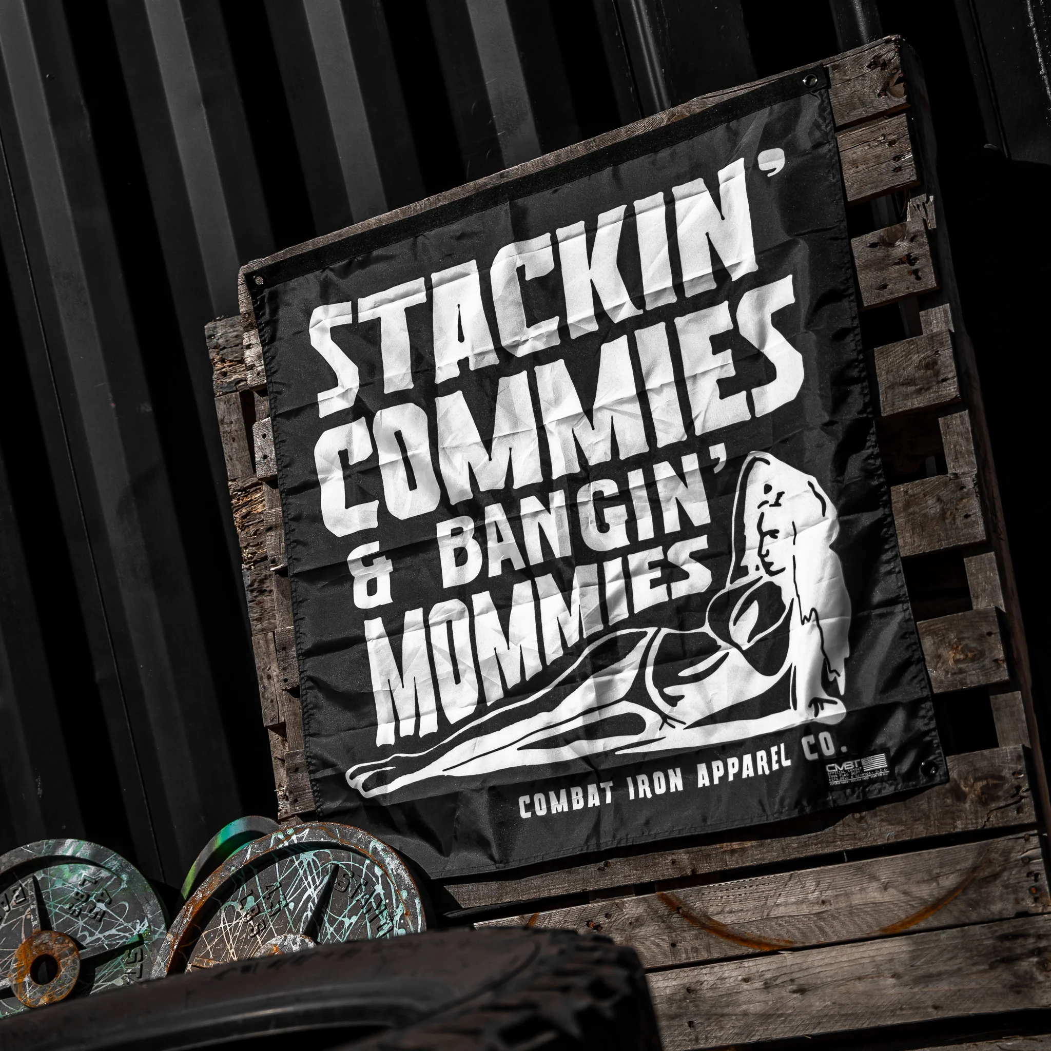 Stackin' Commies & Bangin' Mommies 3'x3' Flag - Image 3