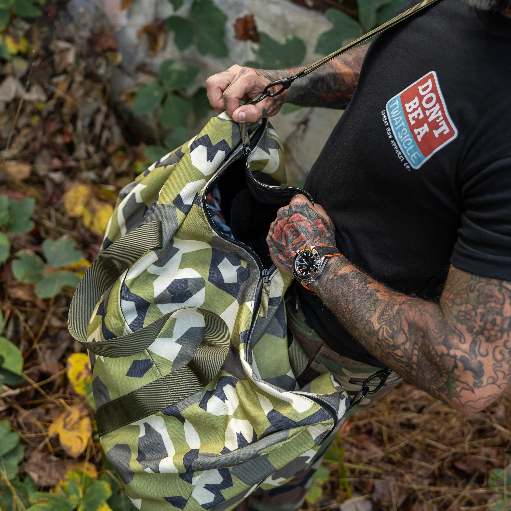 Waterproof XL 57.5L Waxed Duffle Bag - Image 19
