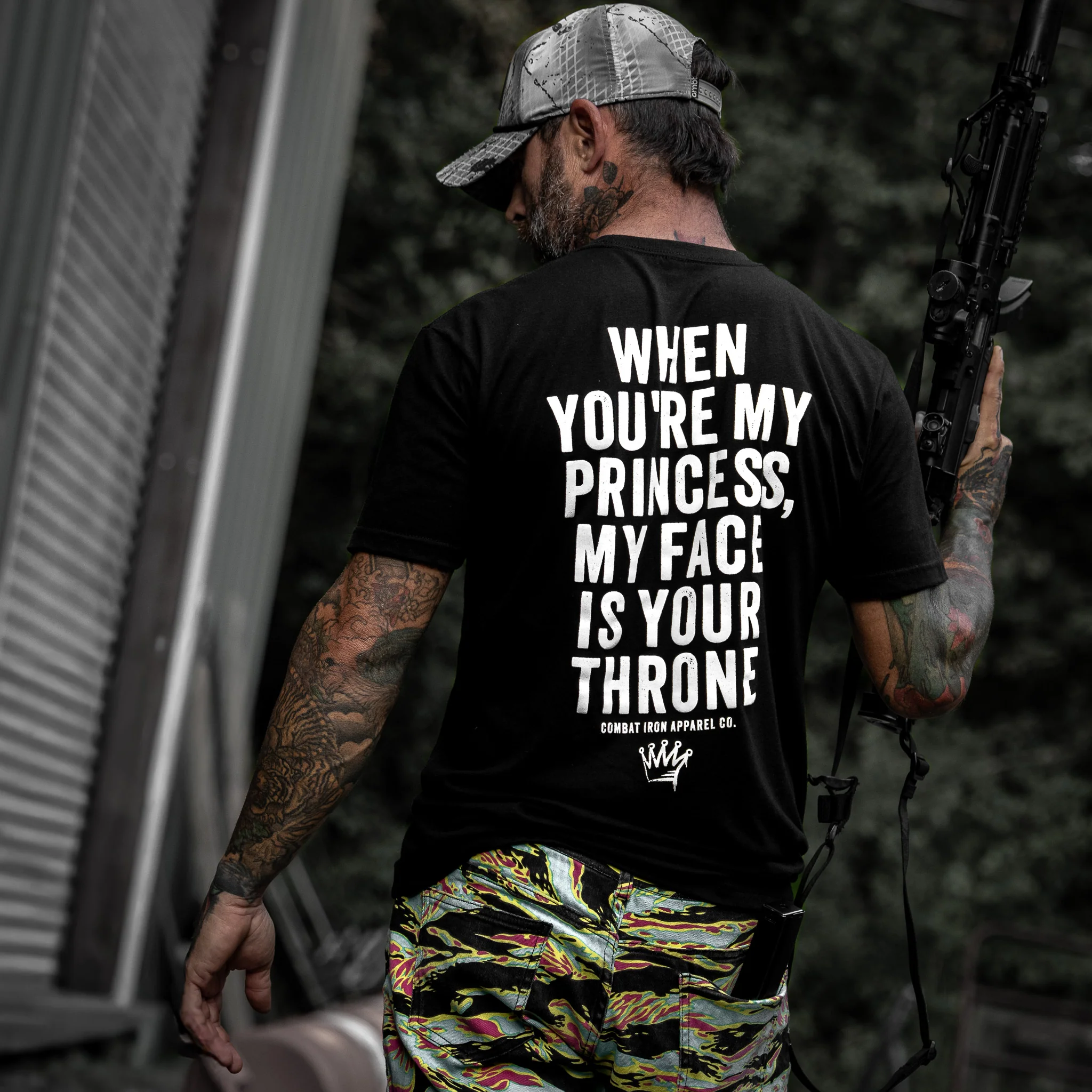When You're My Princess, My Face Is Your Throne Men's T-Shirt - Image 10