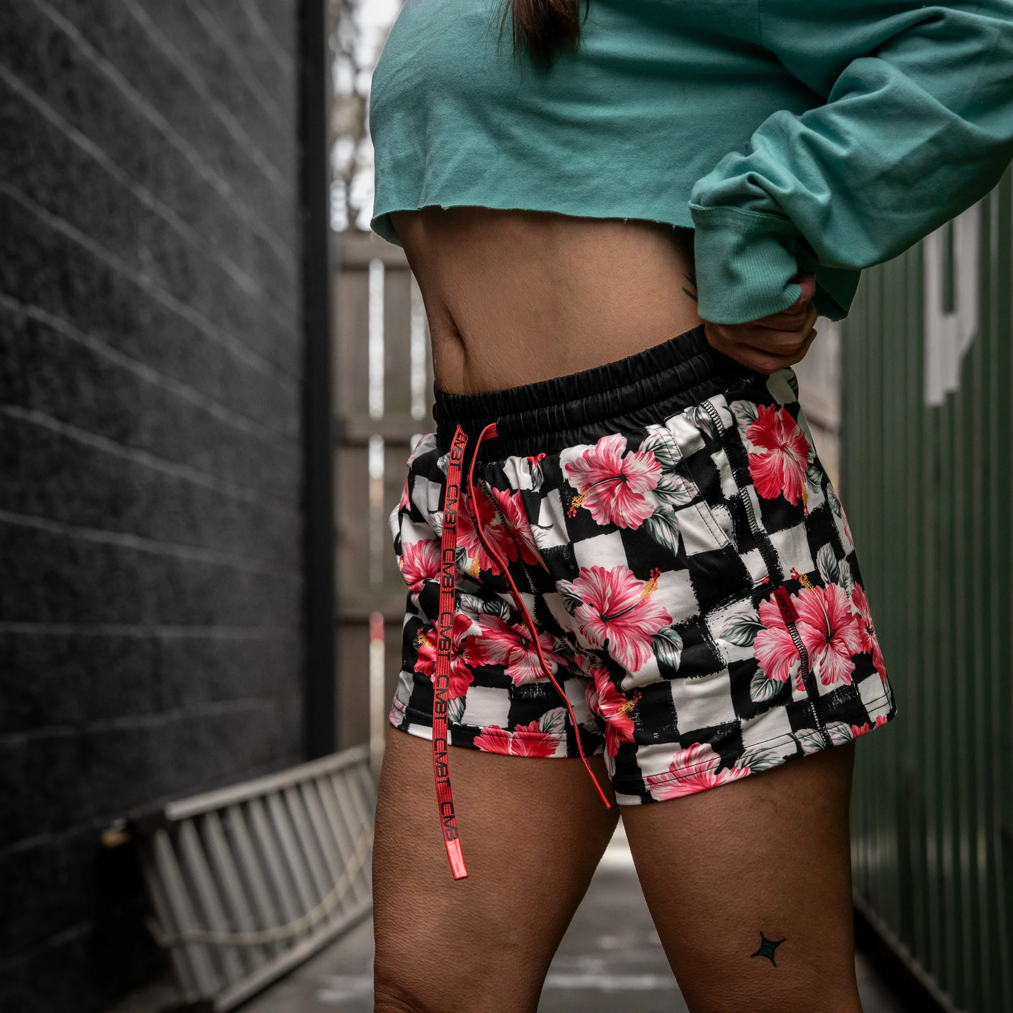 Women’s Studio Flex Training & Recovery Shorts | 4" - Image 40