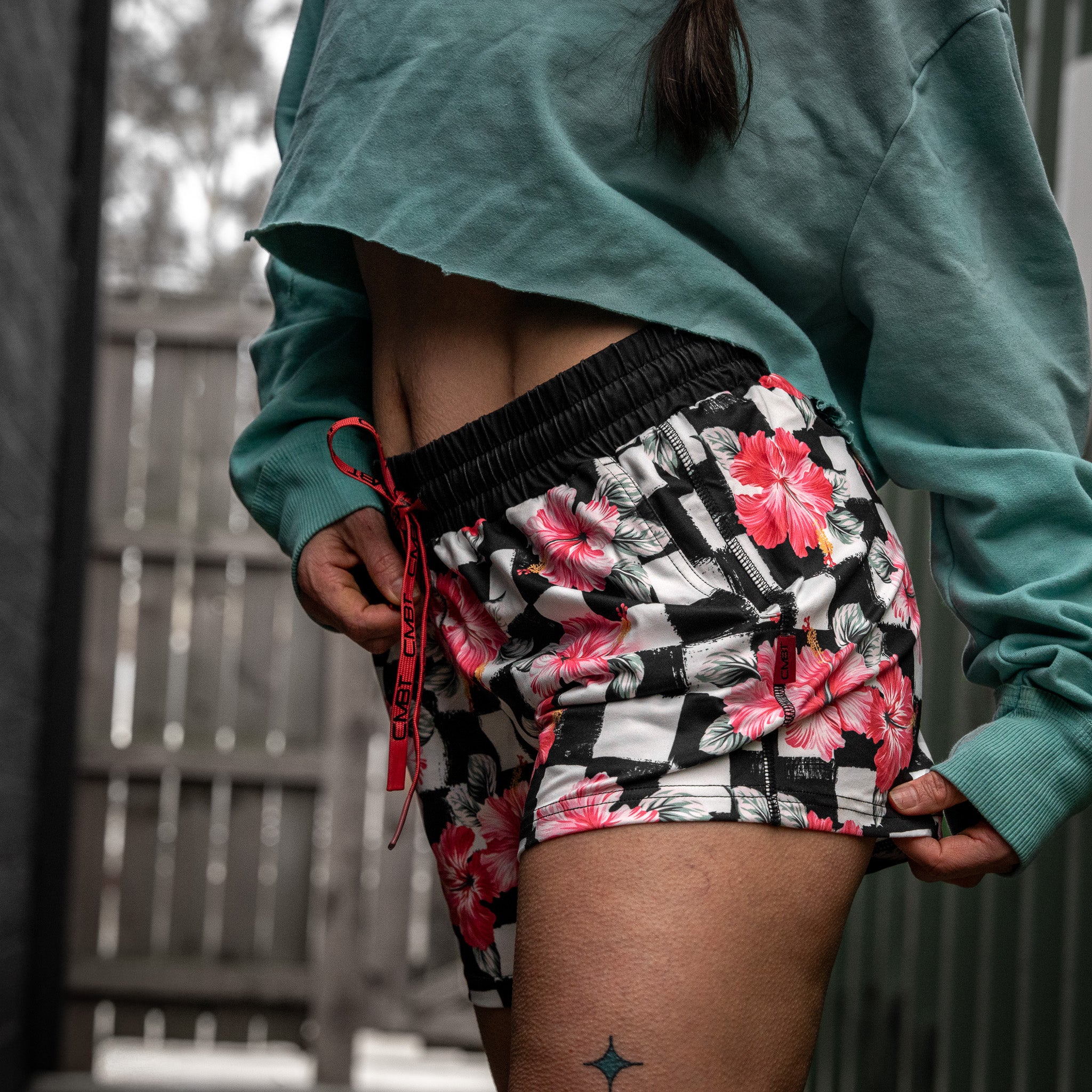 Women’s Studio Flex Training & Recovery Shorts | 4" - Image 46